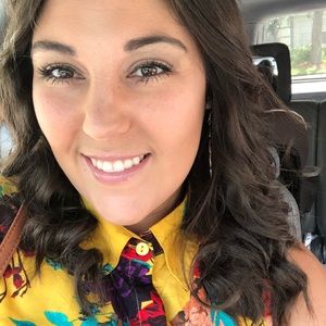 Meet your Posher, Hannah